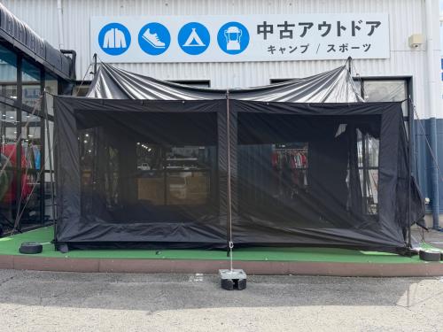 KZM OUTDOOR（カズミアウトドア）　シェルター K20T3T003 キズ・ヨゴレ有・生地破れ・裂け有 ブラックタープシェルター