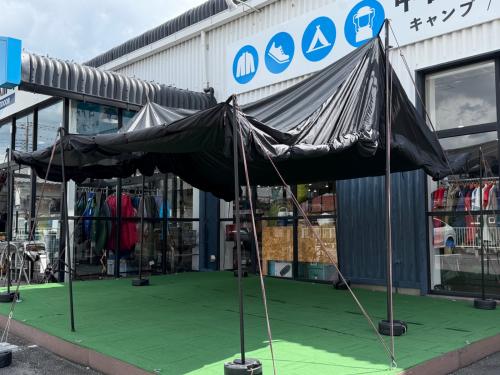 KZM OUTDOOR（カズミアウトドア）　シェルター K20T3T003 キズ・ヨゴレ有・生地破れ・裂け有 ブラックタープシェルター