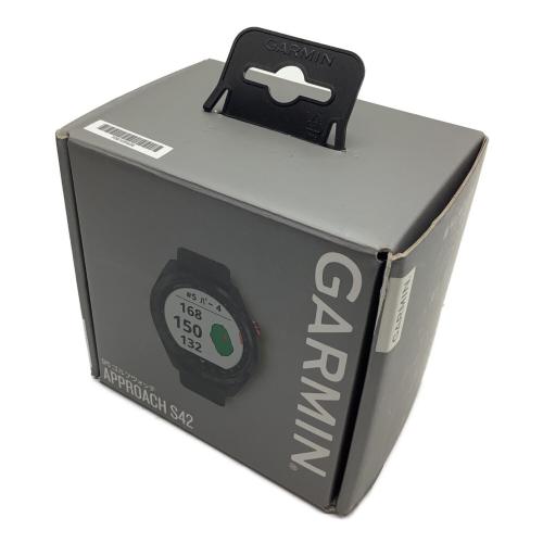 GARMIN (ガーミン) ゴルフGPSナビ 010-02572-20 元箱・充電ケーブル付 通電確認済程度Ｂ ブラック GPS Approach S42