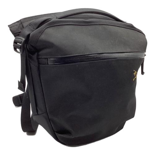 ARC'TERYX (アークテリクス) ショルダーバッグ 24019-129570 ブラック