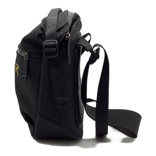 ARC'TERYX (アークテリクス) ショルダーバッグ 24019-129570 ブラック