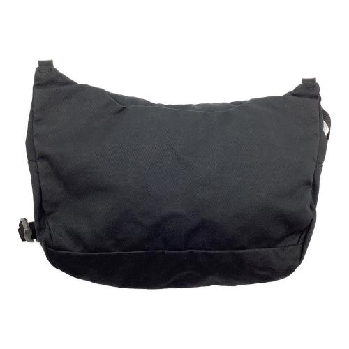 MACPAC (マックパック) トレックショルダー ショルダーバッグ ブラック