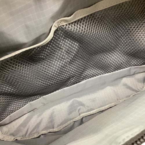 MACPAC (マックパック) トレックショルダー ショルダーバッグ ブラック