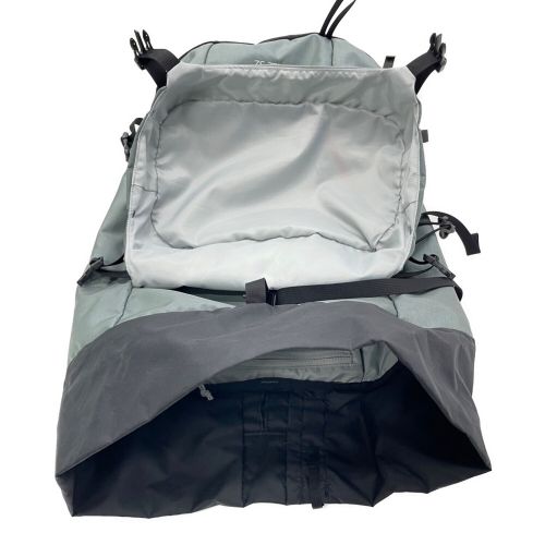 ARC'TERYX (アークテリクス) バックパック グレー 背面長 約46～50cm 31-40L(山小屋泊) 18795 BRIZE 32