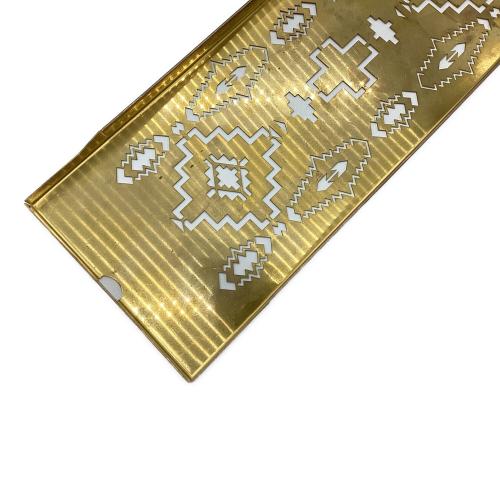 802 PRODUCTS (ハチオウジプロダクツ) IGT 天板真鍮ハーフユニット(ネイティブ縦柄) ブラス IGT 天板真鍮ハーフユニット(ネイティブ縦柄)