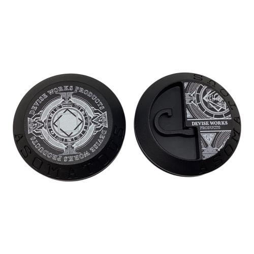 ASOMATOUS フック ブラック 紋章柄 ＠ DEVISE WORKS ハングバーガー