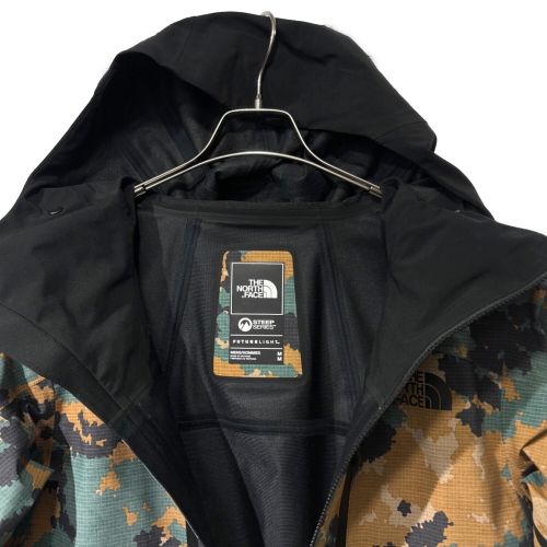 THE NORTH FACE スノーボードウェア(ジャケット) メンズ SIZE M(170-180) グリーン×ベージュ NS51916  NS51917 ビブパン付（セットアップ）裾キズ・小穴有 フューチャーライトエーキャドジャケット