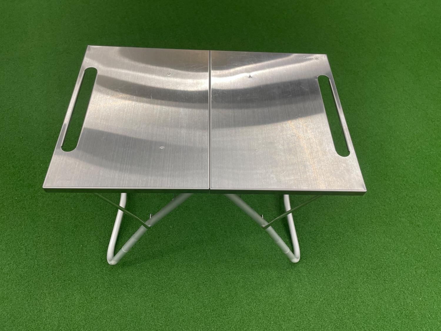 Snow peak (スノーピーク) アウトドアテーブル シルバー ＠ LV-039