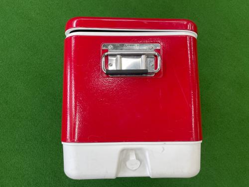 Coleman (コールマン) クーラーボックス 54QT(約51L) レッド×ホワイト 6150.6155 スチールベルトクーラー