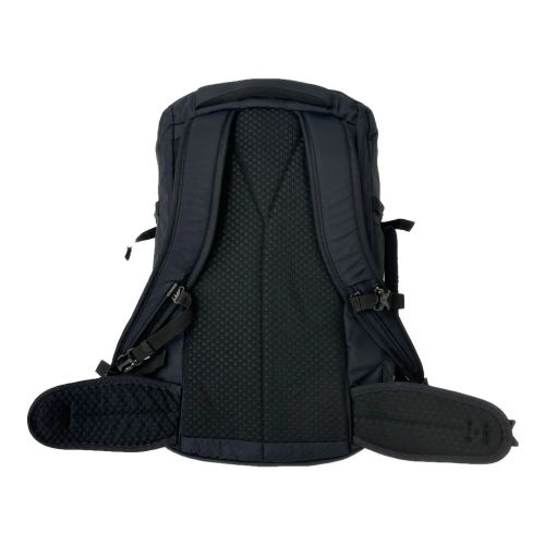 packsafe バックパック Venturesafe EXP45 Anti-Theft Carry-on Travel Pack 45L ブラック