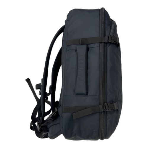 packsafe バックパック Venturesafe EXP45 Anti-Theft Carry-on Travel Pack 45L ブラック