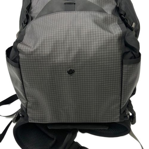 PAAGO WORKS (パーゴワークス) バックパック ブラック×グレー CARGO 55 背面長 約46～50cm 50L～(テント泊)