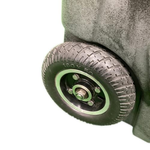 WYLD GEAR (ワイルドギア) ホイール付ハードクーラー クーラーボックス 50QT(約47L) グレー