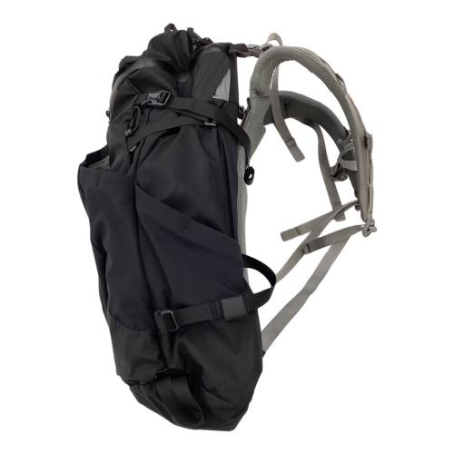 MYSTERY RANCH (ミステリーランチ) バックパック ブラック COULEE40 背面長 約46～50cm 31-40L(山小屋泊)