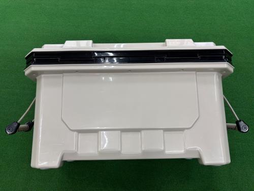 iGloo (イグルー) クーラーボックス 70QT(66.2L) ベージュ IMXクーラー