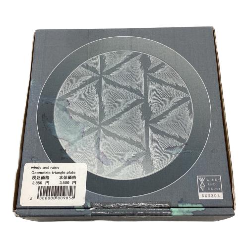 WINDY AND RAINY (ウィンディー アンド レイニー) アウトドア食器 Geometric triangle plate 未使用品