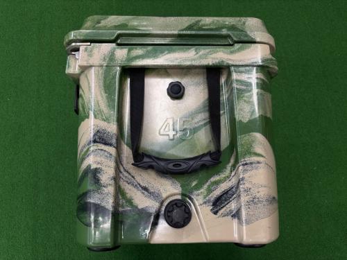 クーラーボックス 約42.6L グリーン カモ 45QTロトモールドクーラーボックス