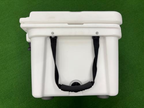 ORCA (オルカ) クーラーボックス ホワイト キズ・ヨゴレ有 26QT