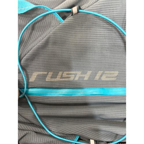 PAAGO WORKS (パーゴワークス) バックパック 12L ライトグレー RUSH12