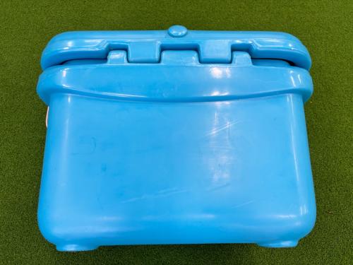 Yeti (イエティ) クーラーボックス ブルー キズ有 廃盤 ランチメイトクーラー16QT