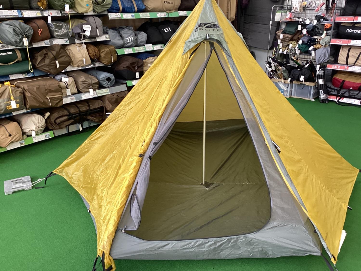 GOLITE (ゴーライト) モノポールテント シャングリラ3 290×250×157cm 2