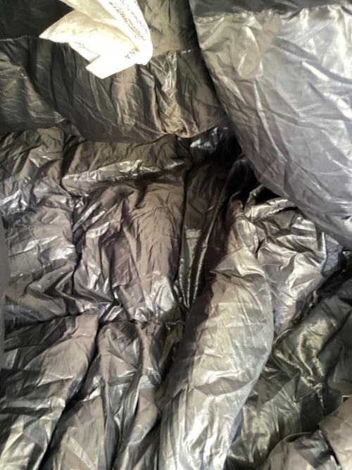 Anti Gravity Gear 封筒型シュラフ(ダウン) グレー Stratum 55 Top Quilt 【春～秋用】 約116cm×193cm