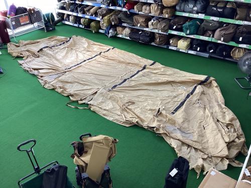 DOD (ディーオーディー) ツールームテント 小ヨゴレ有/タン T5-689-TN カマボコテント3M 約640×300×195cm 3～5人用 程度A 程度B スカートあり