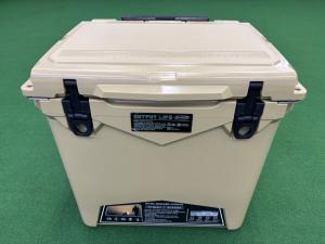 Deelight (ディーライト) クーラーボックス アイスランドクーラー 45QT ベージュ まな板×１、バスケット×１、カップホルダー×2付き