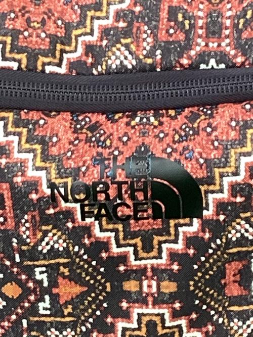 THE NORTH FACE (ザ ノース フェイス) ボストンバッグ HS SNACKLE BOX　レッド タンドリースパイスレッドプリント NF0A2SD3