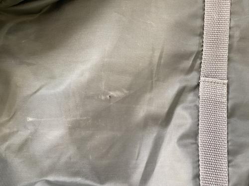 ZANE ARTS (ゼインアーツ) シェルター ヨゴレ・スカート小穴2㎜・ケース小穴2㎜・葉クズ有 PS-003 ゼクーM 380×440×250cm 3-4人用 程度B 程度A スカートあり