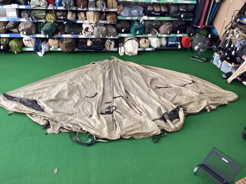 ZANE ARTS (ゼインアーツ) シェルター ヨゴレ・スカート小穴2㎜・ケース小穴2㎜・葉クズ有 PS-003 ゼクーM 380×440×250cm 3-4人用 程度B 程度A スカートあり