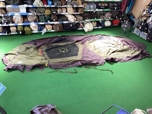 LOGOS (ロゴス) ツールームテント ヨゴレ・スカート小穴有 71805522 プレミアム PANELストロングGドゥーブル XL-AH 約540×290×210cm 2～4人用 程度B 程度B スカートあり ハンマーなし/説明書なし