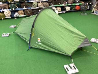 TERRA NOVA (テラノバ) 登山用テント フライシート若干のヨゴレ・ケース一部裂け有り ZEPHYROS COMPACT1 約220×96×92(h)cm 1人用 程度A 程度A スカートなし ハンマーなし/説明書なし