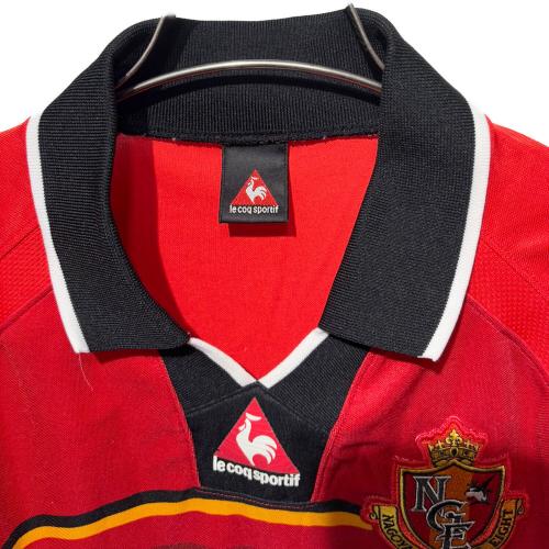 名古屋グランパス (ナゴヤグランパス) サッカーユニフォーム SIZE S-M レッド 名古屋グランパスエイト時代 2001/02年ユニフォーム ※背番号無 @ le coq sportif QS-7467