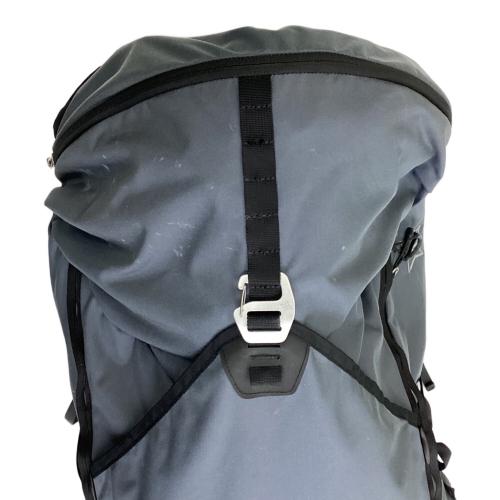 PAAGO WORKS (パーゴワークス) バックパック グレー BUDDY33 背面長 約41～45cm 31-40L(山小屋泊)