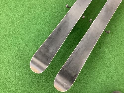 ROSSIGNOL (ロシニョール) SHORT7 ショートスキー キズ・ヨゴレ有 ブラック×グリーン 120cm