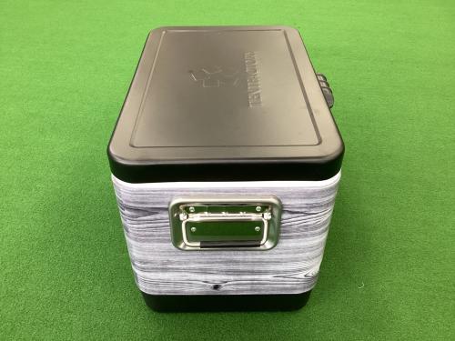 TENT FACTORY (テントファクトリー) クーラーボックス 51L グレー×ブラック 廃盤カラー TFMBM51 メタルクーラースチールボックス