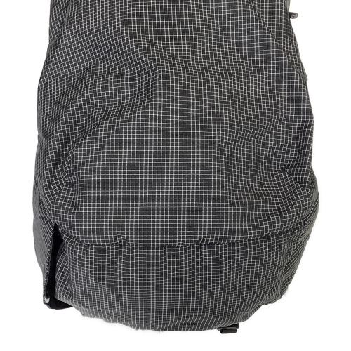 BLACK DIAMOND (ブラックダイヤモンド) バックパック ブラック トレイルジップ18 ＠ TRAIL ZIP 18 背面長 約41～45cm