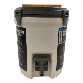 STANLEY (スタンレー) ウォータージャグ 本体ホワイト BONFIRE zapapam STJ GRIP+ジャグカバー付き