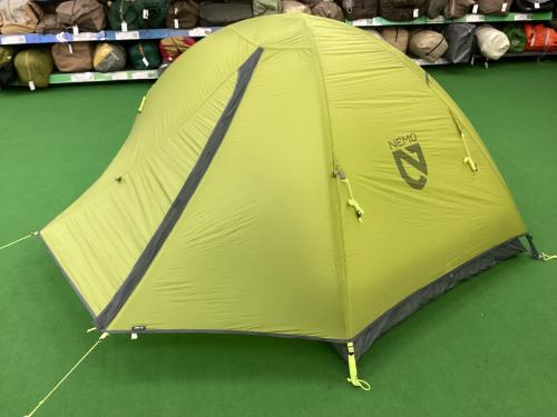 NEMO (ニーモ) 登山用テント ヨゴレ・シーム浮き・ポール若干のキズ有 ATOM 2P 約130x213x112cm 1～2人用 程度C 程度A スカートなし ハンマーなし/説明書あり
