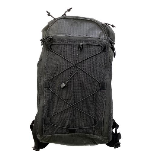ULA Equipment (ウルトラライトアドベンチャーイクイップメント) リュック ブラック 30L DRAGONFLY ULTRA