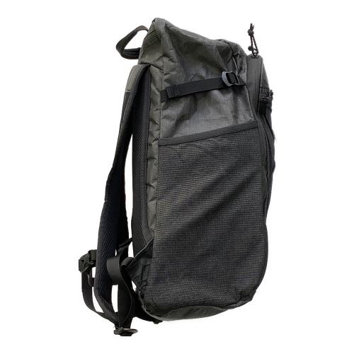 ULA Equipment (ウルトラライトアドベンチャーイクイップメント) リュック ブラック 30L DRAGONFLY ULTRA