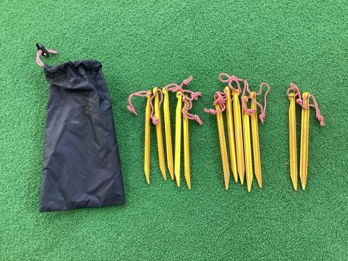 HILLEBERG (ヒルバーグ) ソロテント レッド＠ SOULO(ソウロ) 約220×160×95(h)cm 1人用 程度A 程度A スカートなし ハンマーなし/説明書あり シルナイロン