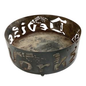 Sanzoku Mountain (サンゾクマウンテン) 焚火台 DEVISE WORKS マウンコルヤバイデススカル