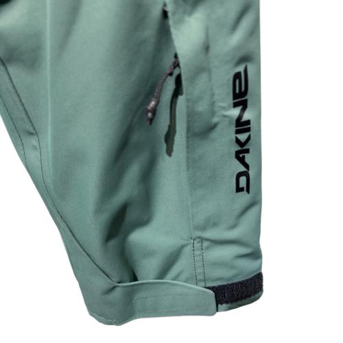 DAKINE (ダカイン) REACH 20K INSULATED PARKA スノーボードウェア(ジャケット) BD232-752 2023年モデル メンズ SIZE L グリーン