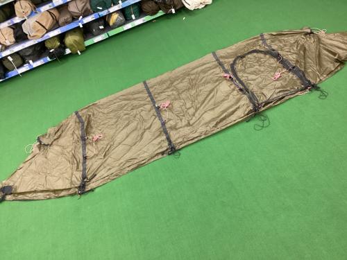 HILLEBERG (ヒルバーグ) ドームテント 127700100 シート若干のヨゴレ・ポールヨゴレ・ショックコード伸び・キズ有@ ケロン Keron 3GT