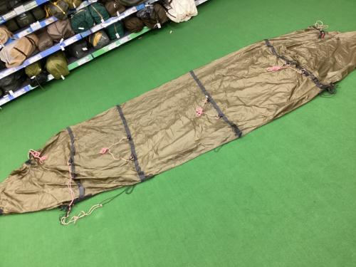 HILLEBERG (ヒルバーグ) ドームテント 127700100 シート若干のヨゴレ・ポールヨゴレ・ショックコード伸び・キズ有@ ケロン Keron 3GT