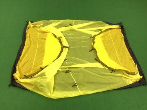 HILLEBERG (ヒルバーグ) ドームテント 127700100 シート若干のヨゴレ・ポールヨゴレ・ショックコード伸び・キズ有@ ケロン Keron 3GT