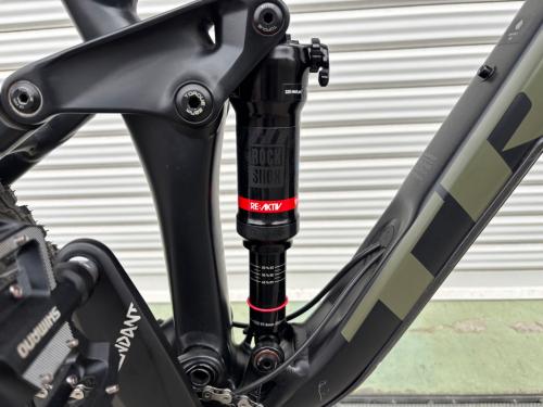 TREK (トレック) マウンテンバイク REMEDY8/カスタム有 /2022モデル@ ブラック