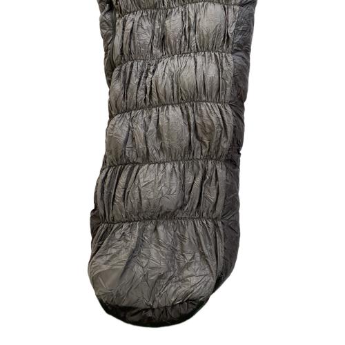 BROOKLYN OUTDOOR COMOANY マミー型シュラフ(ダウン) グレー The Catskills Peak+ Sleeping Bag
